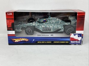ミニカー DAN WHELDON TRIBUTE CAR 2011INDYCAR 1/18 Dan Wheldon Diecast | eBay