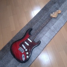 Squier por Fender Stratocaster Standard