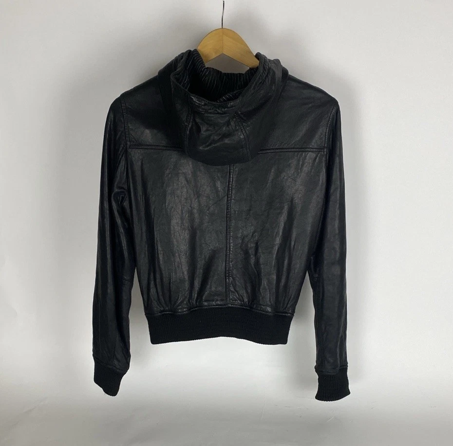 Женская кожаная куртка-бомбер Aqua с капюшоном натуральная кожа размер M - Изображение 2 из 4