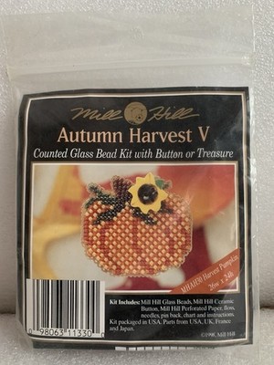 Vtg Mill Hill Glass Bead Kit with Button Autumn Harvest V Harvest Pumpkin