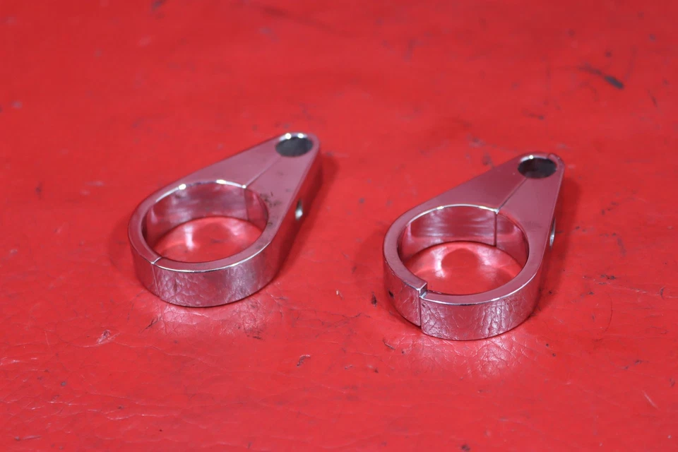 2002 HARLEY-DAVIDSON ROAD KING FIREFIGHTER SE EFI FLHRI HANDLEBAR CABLE GUIDES Foto 4 de 4