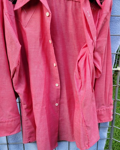 Vintage 1970s Soft Red Black Roses Embroidered Western Button Up Shirt Size L 46 - Picture 8 of 8