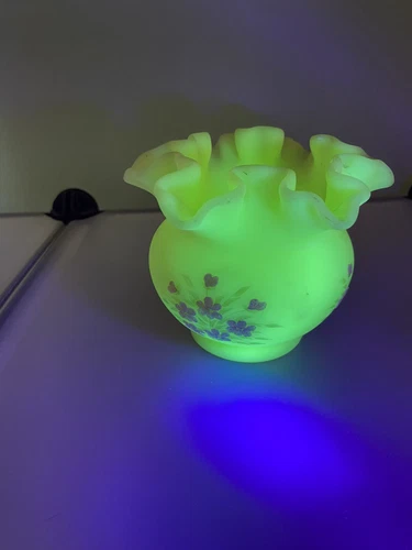 Vtg. Fenton Custard Uranium Glass Ruffled Edge Hand Painted Signed Vase/Dish