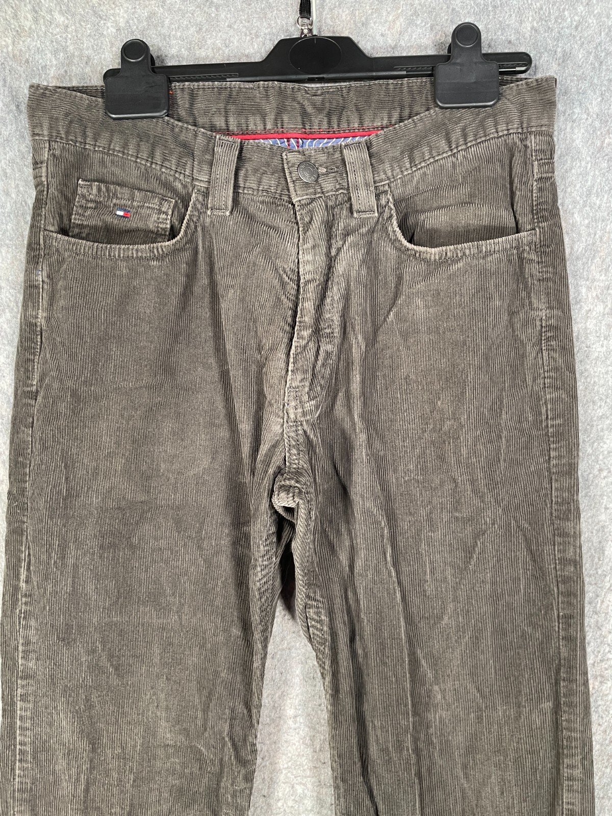 Tommy Hilfiger Trousers Mens 32x30 Brown Corduroy Pants Smart Casual Madison USA thumbnail 2