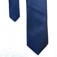 Van Heusen Dark Blue Men  s Necktie 3  x 58  100 Polyester