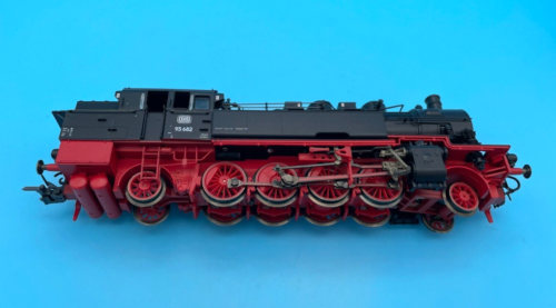 ROCO 43320 HO GAUGE DB BR STEAM LOCOMOTIVE – DB 93 682 – BOXED (NEEDS ATTENTION) - Picture 3 of 9