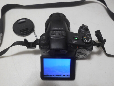 Sony Megapixel DSC-HX200V Cyber-shot Digital Camera