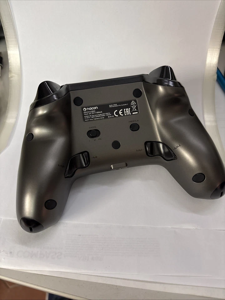 NACON Revolution Pro Controller V2 Wired For PS4/PS5/PC - Immagine 3 di 3