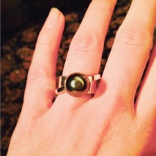 Sterling Silver .925 Black Pearl Ring with Contemporary double band Design Sz 7