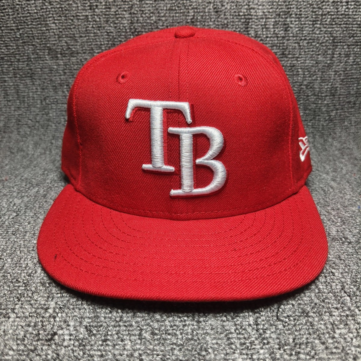New Era 59FIFTY Tampa Bay Rays Red Fitted Hat Size 7 1/4