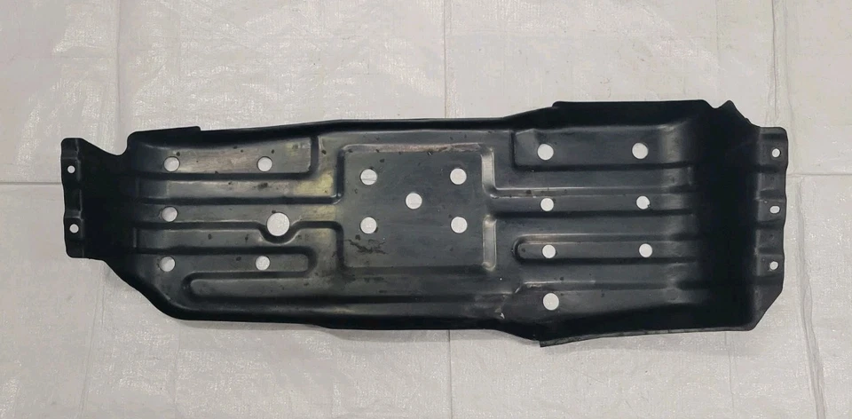 1990-1995 Genuine TOYOTA 4RUNNER Fuel Gas Tank Skid Plate Cover Guard Shield OEM - Image 2 of 4