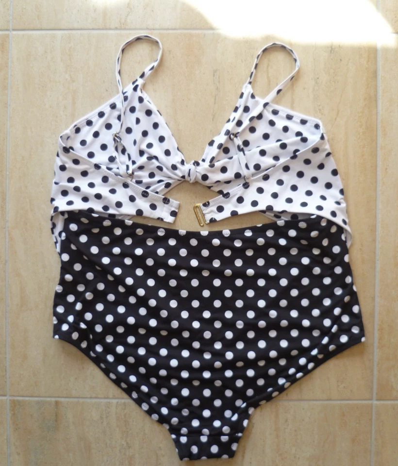 LADIES MODCLOTH SIZE 2XL BLACK & WHITE SPOTTED ONE PIECE SWIMSUIT / BIKINI - Image 2 of 2