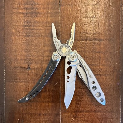 Leatherman Freestyle Multi-Tool - Discontinued - Excellent