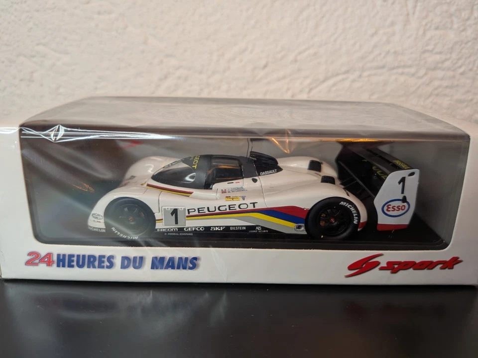 Peugeot 905 - Winner Le Mans 1992 - Spark 43LM92 - Photo 2/3