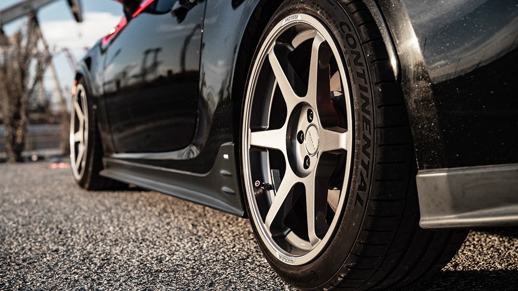 18x8.5 Motegi Wheels MR160 Battle VI Gloss Gunzilla W/ Machined