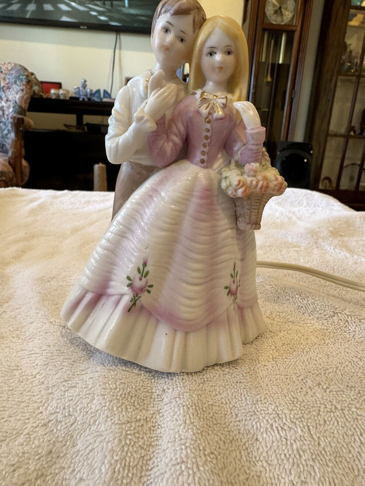 Picture 4 of 11