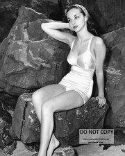 ACTRESS VERA ZORINA PIN-UP - 8X10 PUBLICITY PHOTO (AA-316)