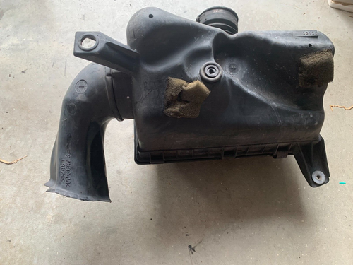 2001 - 2003 DODGE DAKOTA V8 AIRBOX ASSEMBLY MOPAR OE MAGNUM 53031770AB 53032083A - Picture 8 of 10