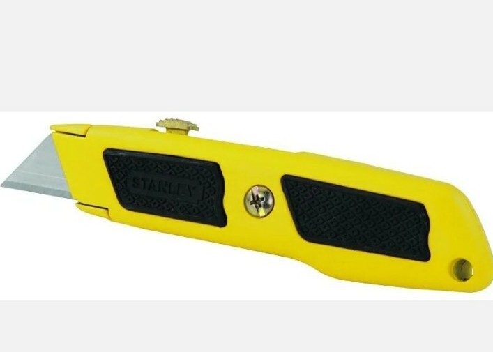 12 Stanley 10-779 Dynagrip Retractable Utility Knife Safety Yellow, 3 Blades