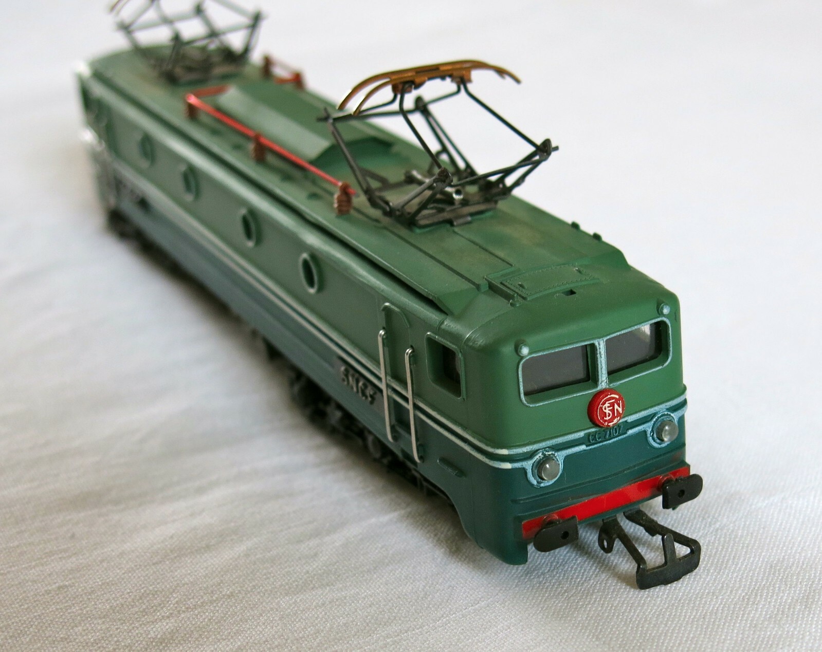 LOCOMOTIVE SNCF - CC 7107 JOUEF échelle HO 1/87 N° 1 EUR 56,00