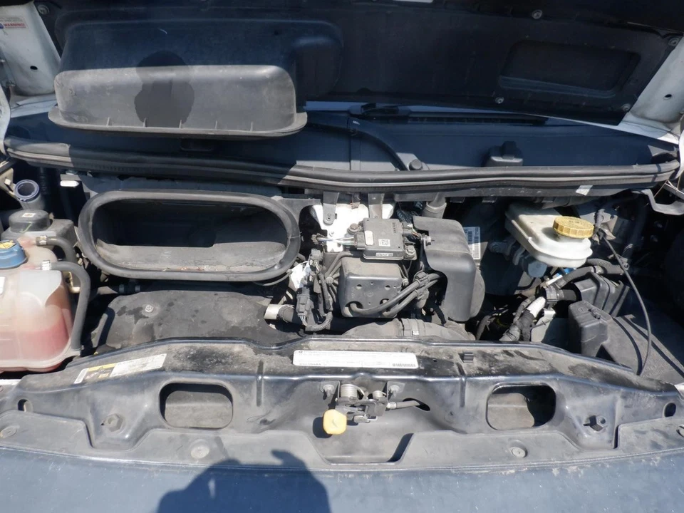 Medidor de fluxo de ar de injeção de combustível usado serve: 2014 Ram Promaster 2500 van 3.0L diesel - Imagem 2 de 4