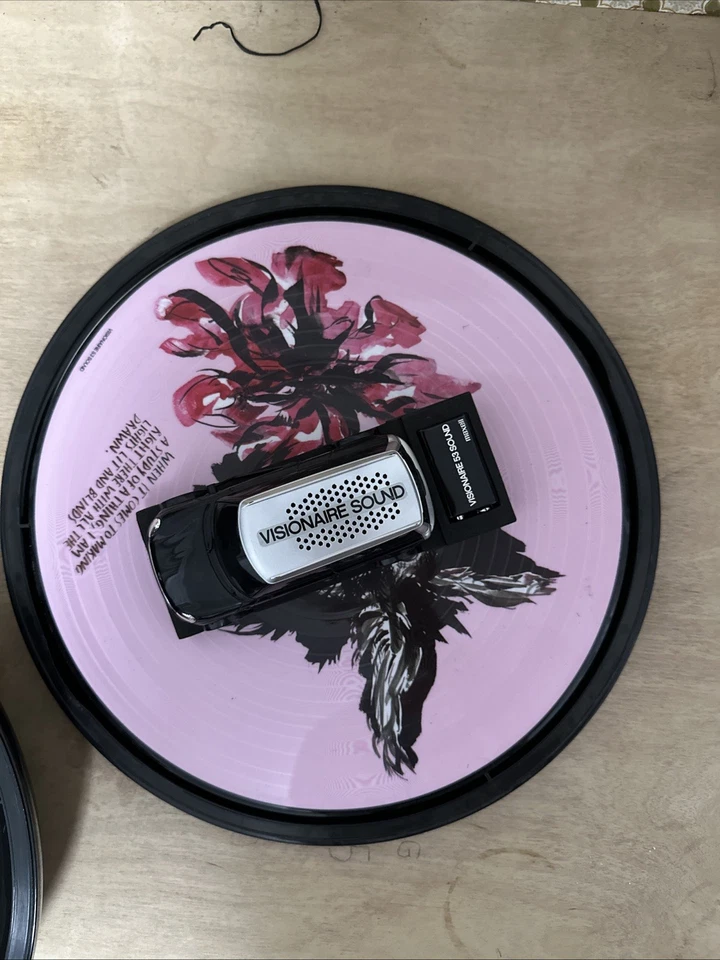 VISIONAIRE 53 SOUND Ltd Edition Picture Disc Vinyl Art Mini Car Record Player - Image 2 of 3