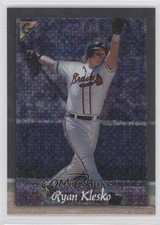 1998 Topps Gallery Impressions Ryan Klesko #137 0a0