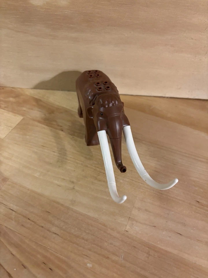 LEGO Mamut Lanudo Marrón con Colmillos Blancos Mamut1 - Del Set 60195 - Raro Foto 3 de 4