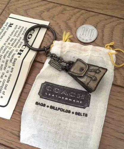 Rare old coach turn lock rucksack type key chain k