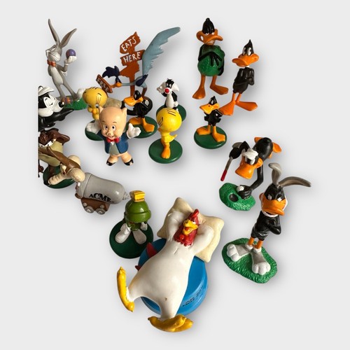 Bulk LOONEY TUNES Warner Bros Road Runner Foghorn Figurines Figures 90s Applause - Picture 6 of 12