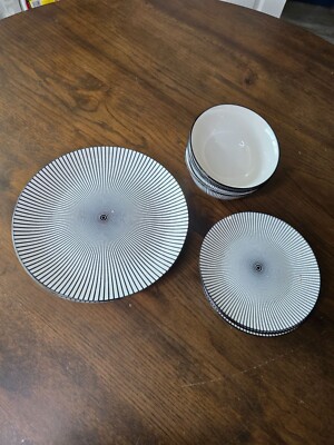 Set of 11 Royal Norfolk Black & White Dashed Pattern Ceramic Salad Plates 7.5'',