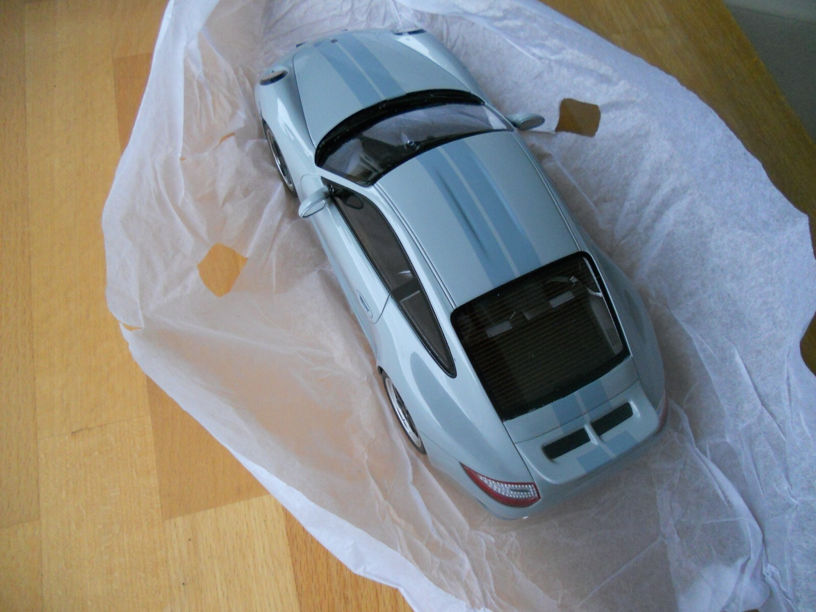 Porsche 911 (997) Sport Classic, grau - GT Spirit 1 18 Porsche 911 (997) Sport Classic, grau - GT Spirit 1 18