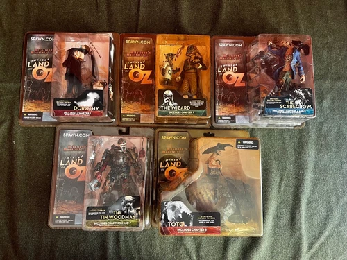 New McFarlane Toys Twisted Land of Oz Wizard Tin Man Scarecrow Toto Dorothy