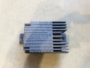 3955  Mercedes-Benz A-Klasse W168 Lüftersteuergerät Steuergerät A0235456832