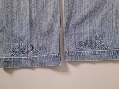 Bill Blass Jeans Women's Size 8 Blue Straight Leg Light wash - Picture 11 of 15