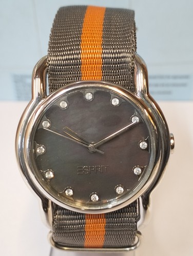ESPRIT QUARTZ MOTHER OF PEARL DIAL 5736 UNISEX ADULTS FULL WORKING VINTAGE WATCH - Picture 13 of 21