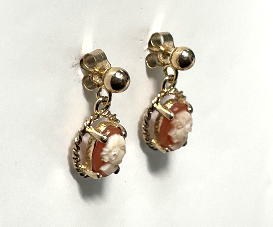 9ct Yellow Gold Dangle Cameo Earring White Shell 14mm Drop Length image 2