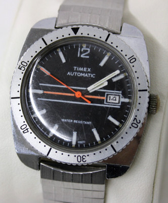 Vtg 1977 Timex Viscount Automatic 36mm Dive Watch Black Stripe Dial 47671 03277