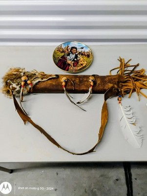 Native American Made Round Quiver with Fox Face and Arrows--Antique Gold