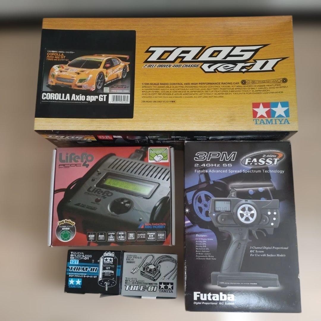 Tamiya TA05 Ver II RC Car Full Set Corolla Axio Futaba Radio