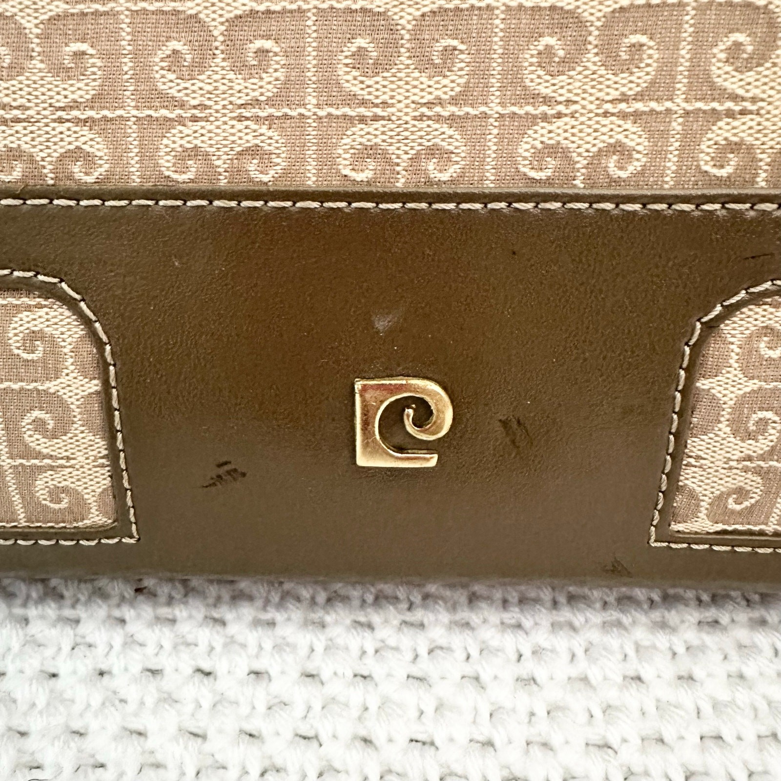 Picture 12 of 14