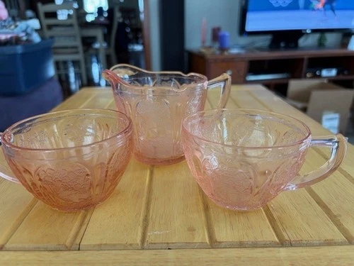 Jeannette Glass Co Pink Depression Glass Creamer & 2 Teacups Cherry Blossom