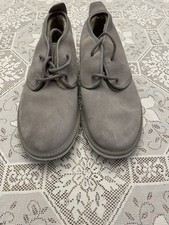 UGG Maksim Chukka Boots Mens Size 9 LIght Gray Suede Sheepskin Lined