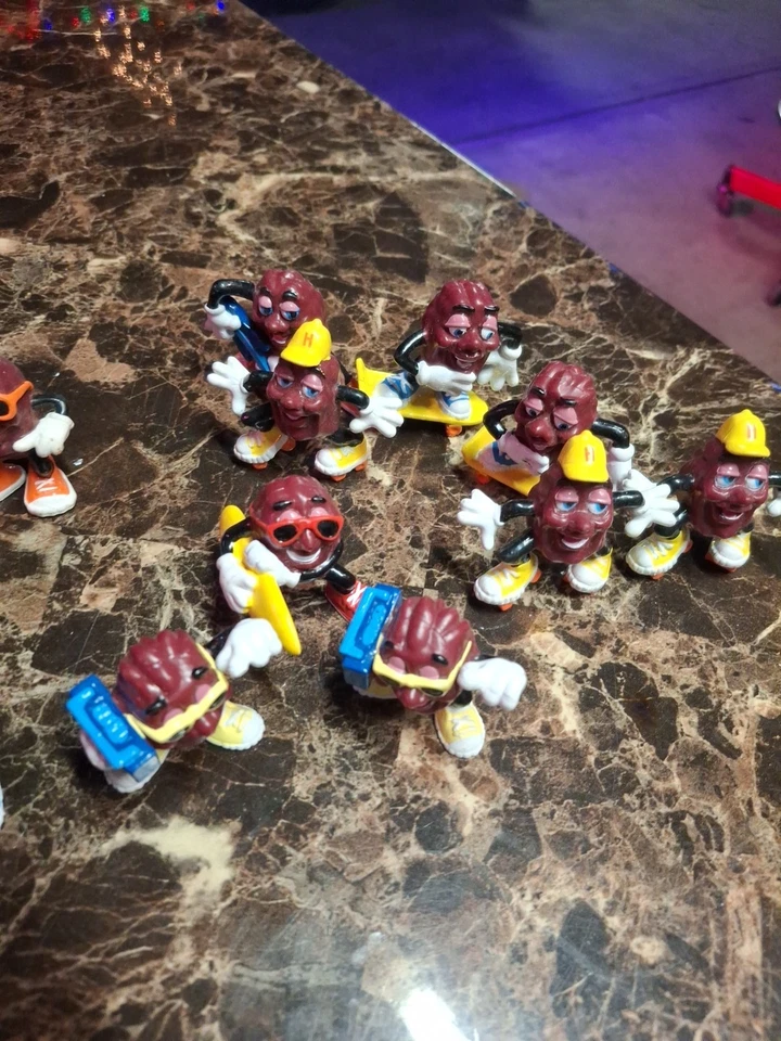 Lote de 16 figuras vintage de pasas de California años 80 Foto 3 de 4