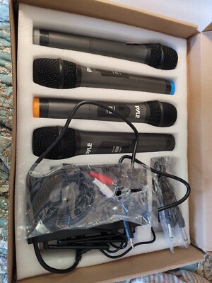 Pyle PDWM4120 Portable UHF Wireless Microphone System