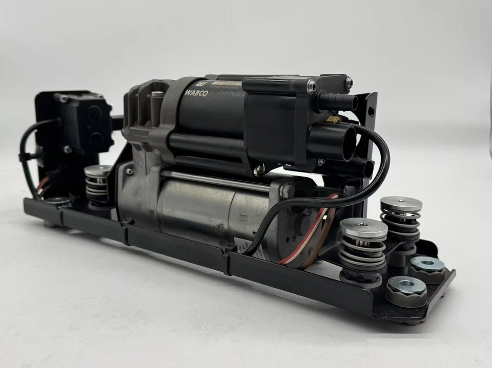 37206784137 Air Suspension Compressor Pump For BMW 5' F07 F11 7' F01 F02 F04 Foto 3 de 4