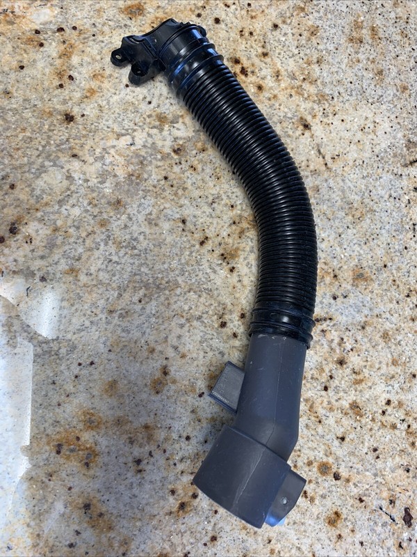 HOOVER WINDTUNNEL WHOLE HOUSE REWIND UH71250 LOWER HOSE ASSEMBLY