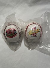 2 pelotas de béisbol de recuerdo de coleccionistas de los Indios de Cleveland de McDonald’s