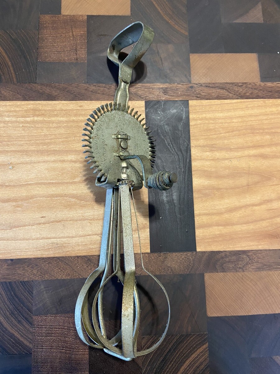 Antique Egg Beater LADD Beater United Royalties Corp NY Pat. 1908 