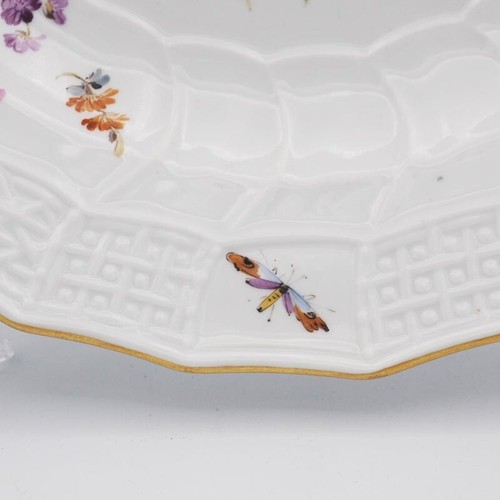 Meissen Neu Brandenstein flowers & insects 9 5/8" Plate 1st Quality #5 - Picture 11 of 17